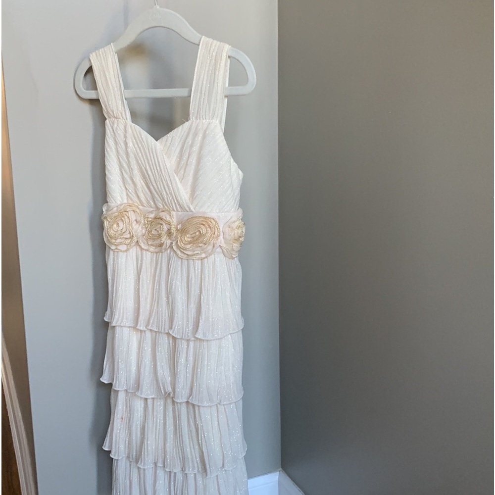 Girls Beautiful Sparkly Special Occasion/Holiday Dress Cream & Gold. Sz 8